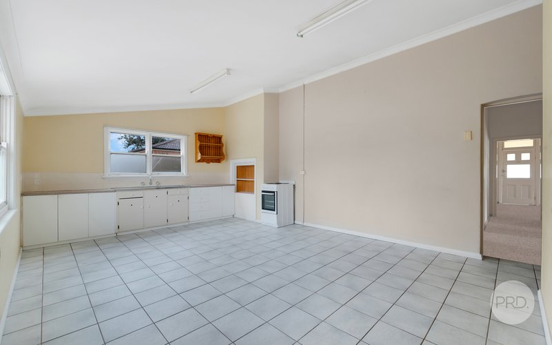 Photo - 16 Lemongrove Road, Penrith NSW 2750 - Image 7