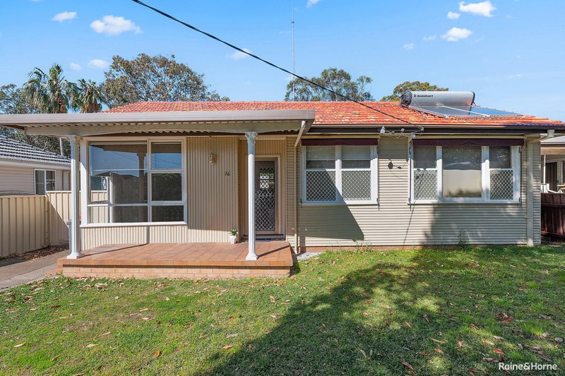 Photo - 16 Lentara Road, Belmont North NSW 2280 - Image