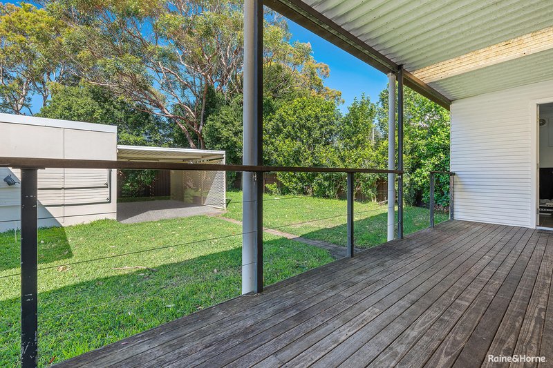 Photo - 16 Lentara Road, Belmont North NSW 2280 - Image 10