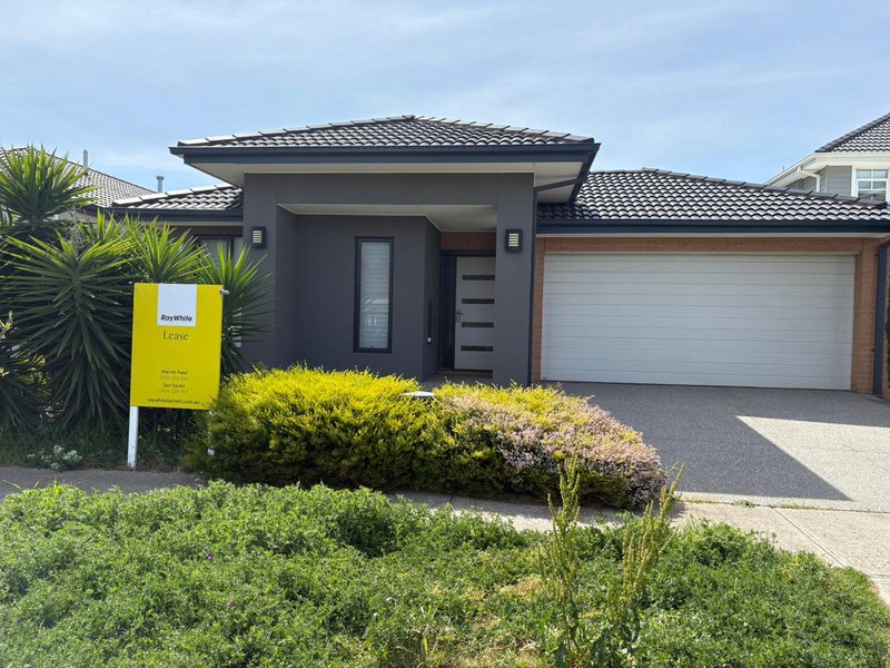 Photo - 16 Leroy Crescent, Point Cook VIC 3030 - Image 2