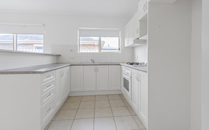 Photo - 1/6 Lily Avenue, Seaton SA 5023 - Image 4