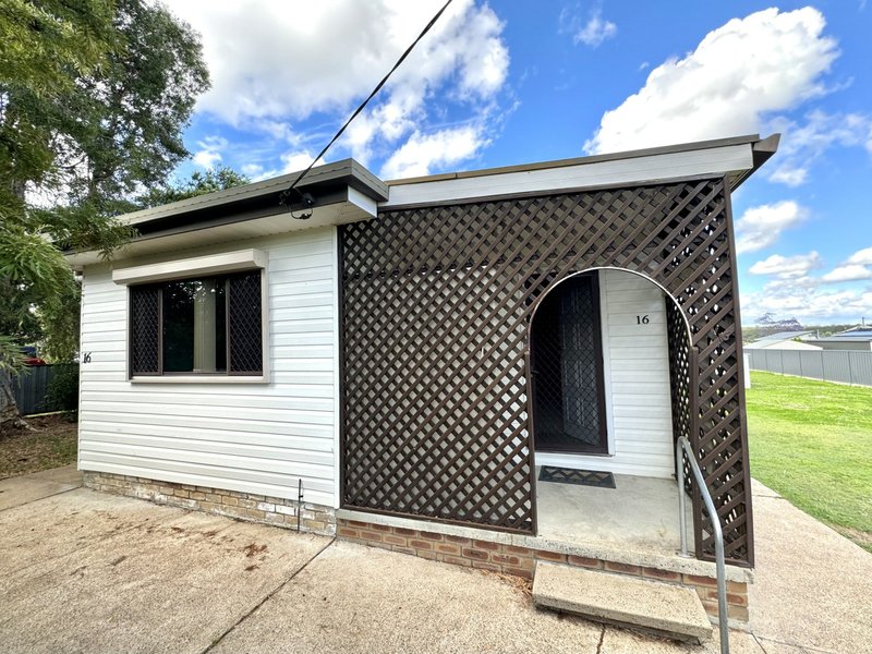 16 Little Park Street, Greta NSW 2334