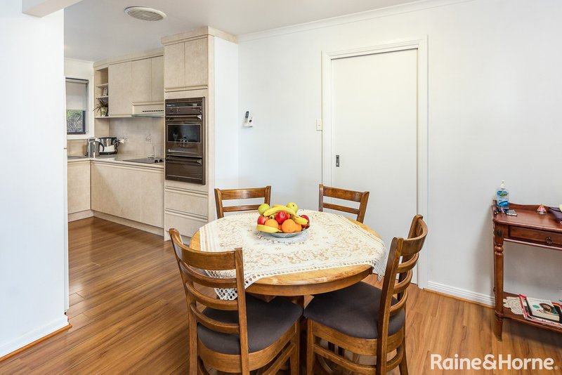 Photo - 16 Liverpool Drive, Strathalbyn SA 5255 - Image 5