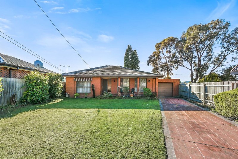 16 Livonia Place, Dandenong North VIC 3175