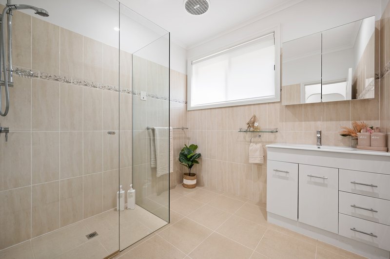 Photo - 16 Lockhart Drive, Rosebud VIC 3939 - Image 12