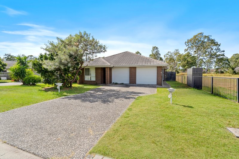 Photo - 16 Lockyer Place, Crestmead QLD 4132 - Image 1