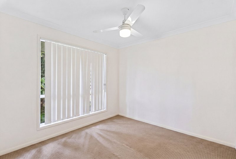 Photo - 16 Lockyer Place, Crestmead QLD 4132 - Image 11