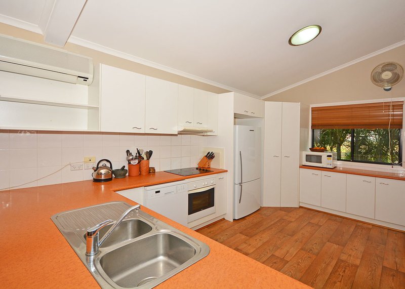 Photo - 16 Loggerhead Court, River Heads QLD 4655 - Image 9