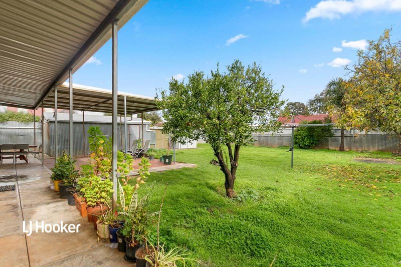 Photo - 16 Longleat Road, Elizabeth Vale SA 5112 - Image 17