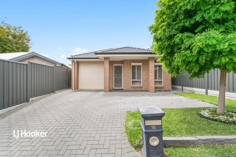 16 Loral Street, Para Hills SA 5096