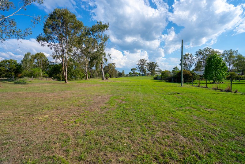 Photo - 16 Lorikeet Road, Regency Downs QLD 4341 - Image 9