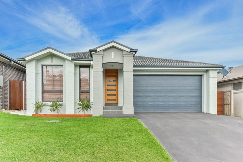 16 Lorimer Crescent, Elderslie NSW 2570