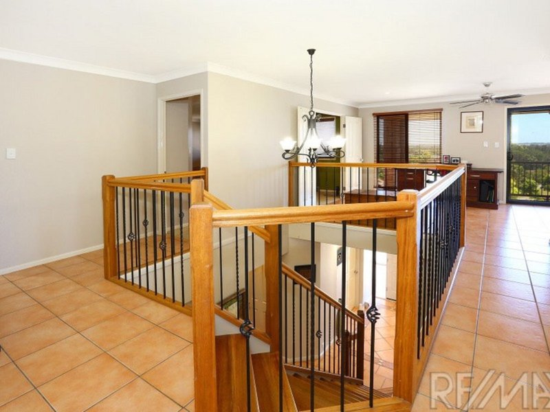 Photo - 16 Lorne Crt , Merrimac QLD 4226 - Image 13