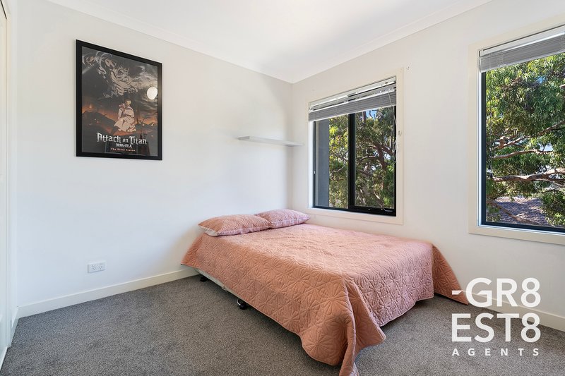 Photo - 16 Louis Avenue, Dandenong VIC 3175 - Image 11