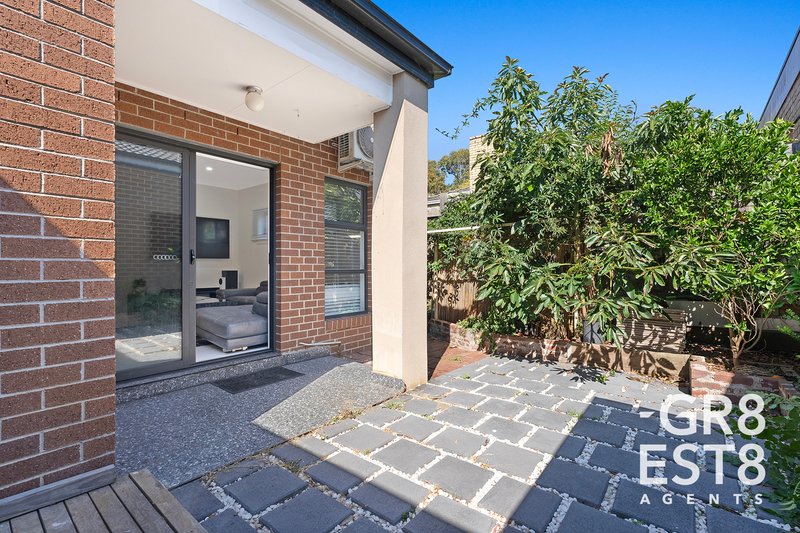 Photo - 16 Louis Avenue, Dandenong VIC 3175 - Image 15