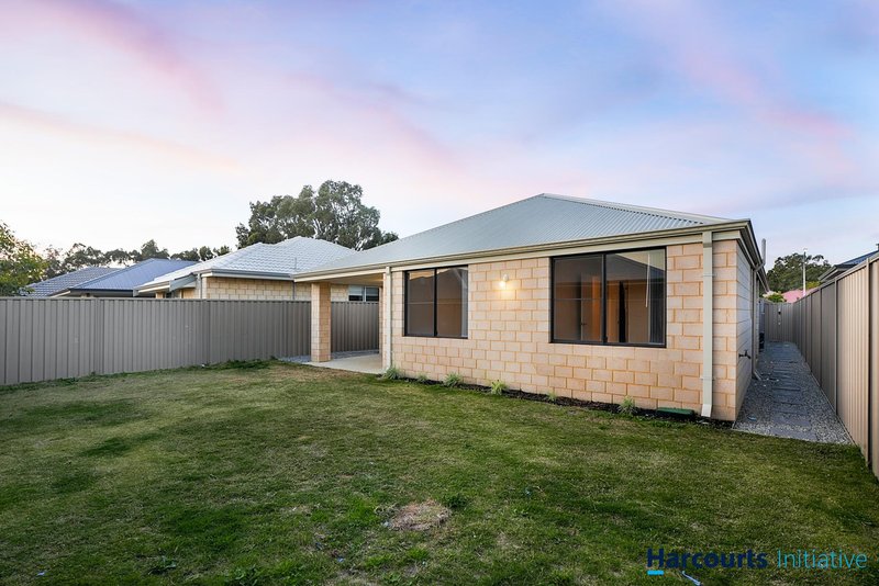 Photo - 16 Lovett Drive, Forrestfield WA 6058 - Image 21