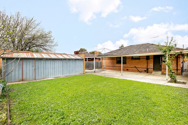 Photo - 16 Lowson Street, Fawkner VIC 3060 - Image 9