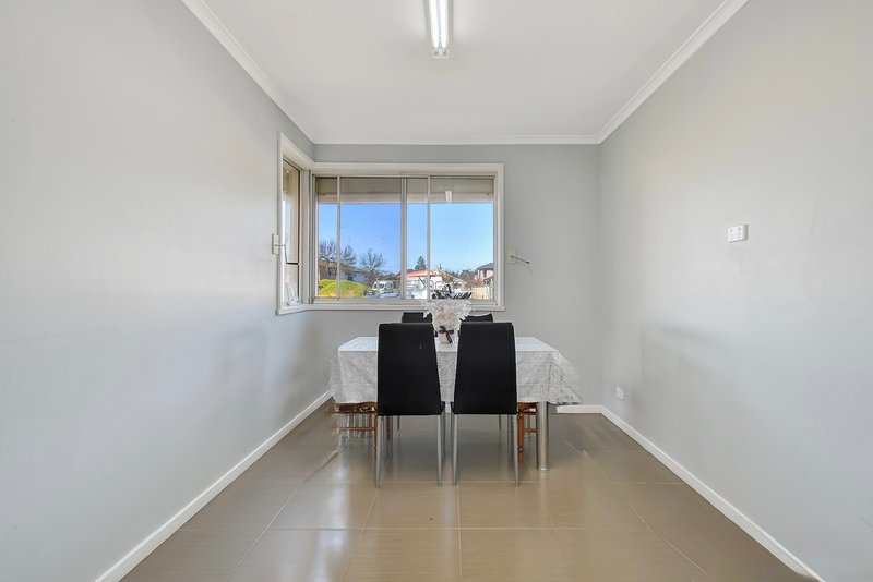 Photo - 16 Lucian Avenue, Springvale VIC 3171 - Image 6