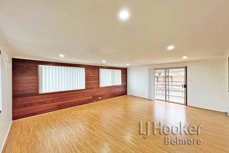 Photo - 16 Lucinda Ave , Georges Hall NSW 2198 - Image 4