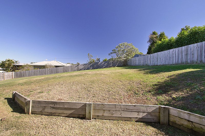 Photo - 16 Lucinda Close, Chuwar QLD 4306 - Image 13