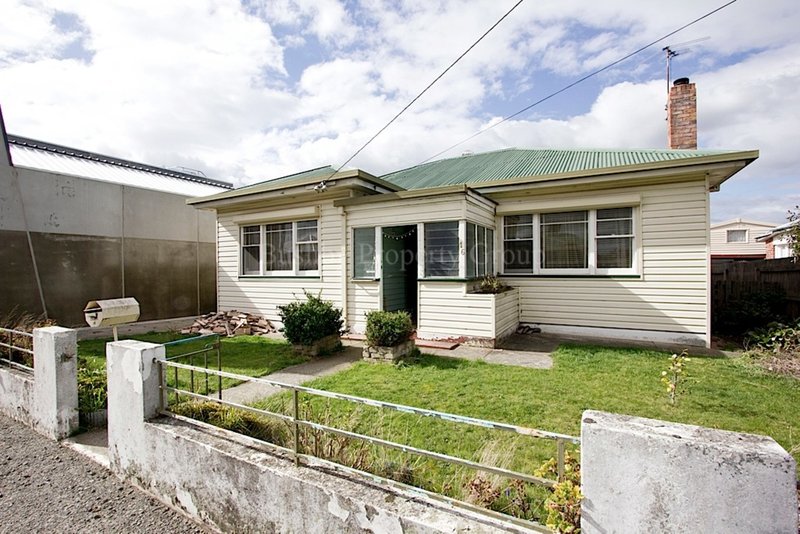 16 Luck Street, Mowbray TAS 7248