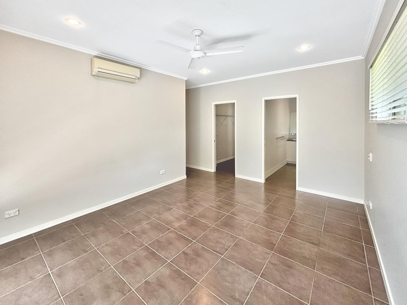 Photo - 16 Lum Jim Street, Redlynch QLD 4870 - Image 7