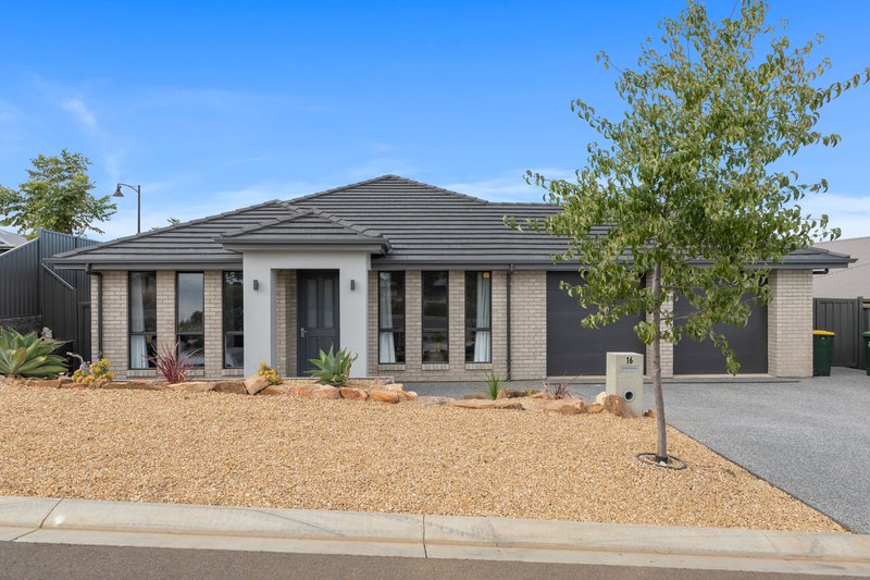 16 Luxton Avenue, Gawler East SA 5118