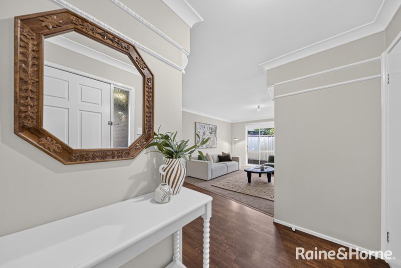 Photo - 16 Luzon Street, Ashtonfield NSW 2323 - Image 3