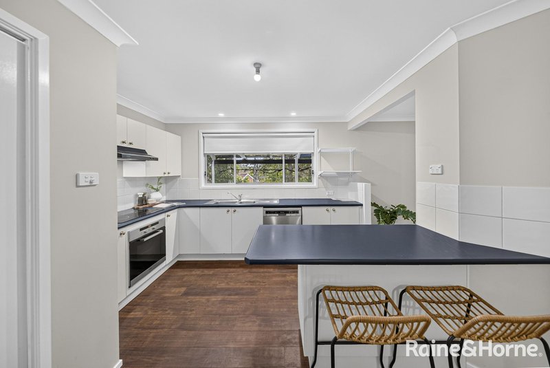 Photo - 16 Luzon Street, Ashtonfield NSW 2323 - Image 11