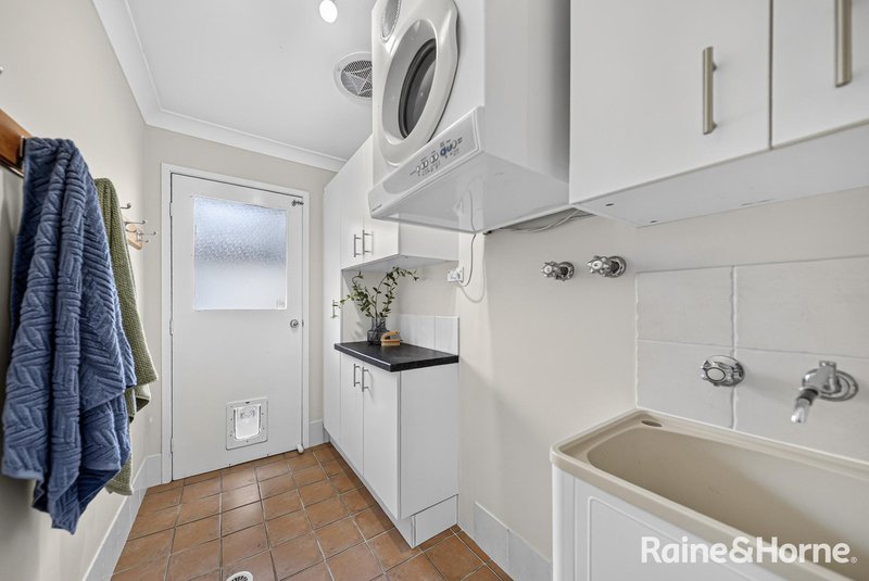 Photo - 16 Luzon Street, Ashtonfield NSW 2323 - Image 17