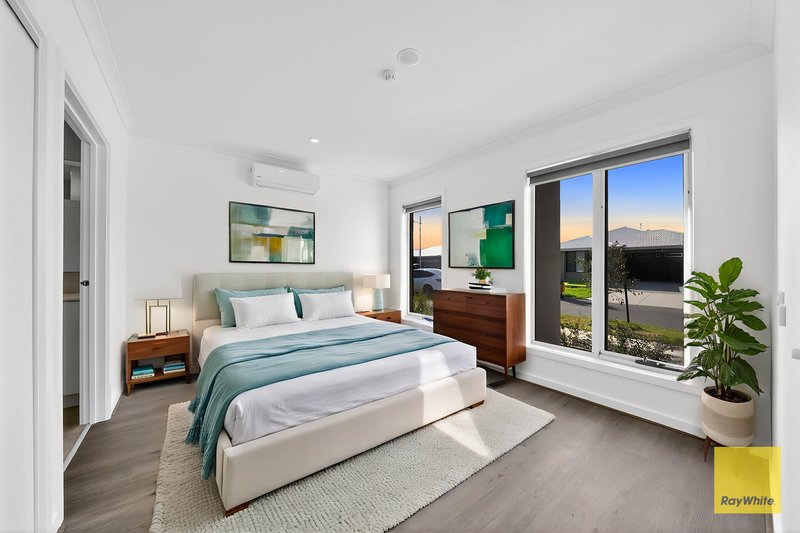 Photo - 16 Lydney Street, Wyndham Vale VIC 3024 - Image 5