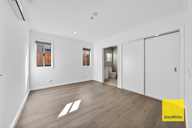Photo - 16 Lydney Street, Wyndham Vale VIC 3024 - Image 14