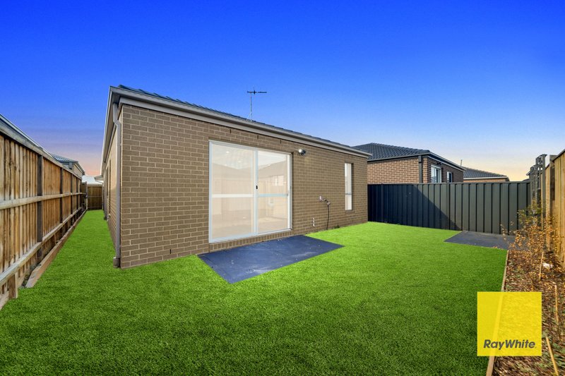 Photo - 16 Lydney Street, Wyndham Vale VIC 3024 - Image 19