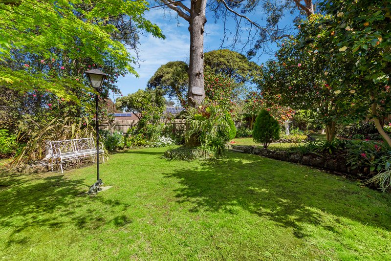 Photo - 16 Lynwood Avenue, Ringwood East VIC 3135 - Image 8