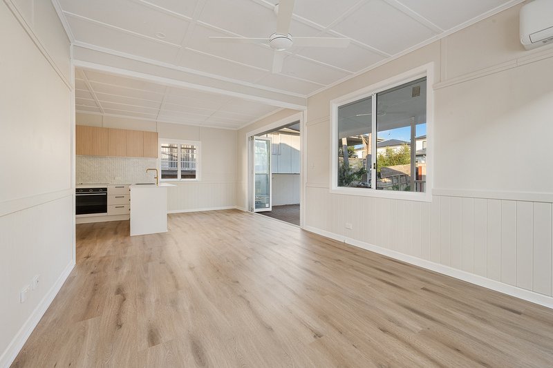 Photo - 16 Macansh Street, Zillmere QLD 4034 - Image 3