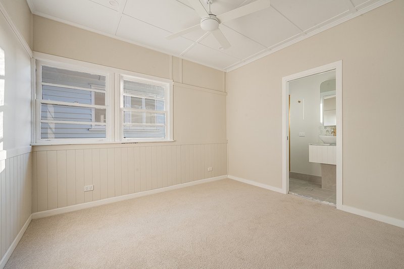 Photo - 16 Macansh Street, Zillmere QLD 4034 - Image 7