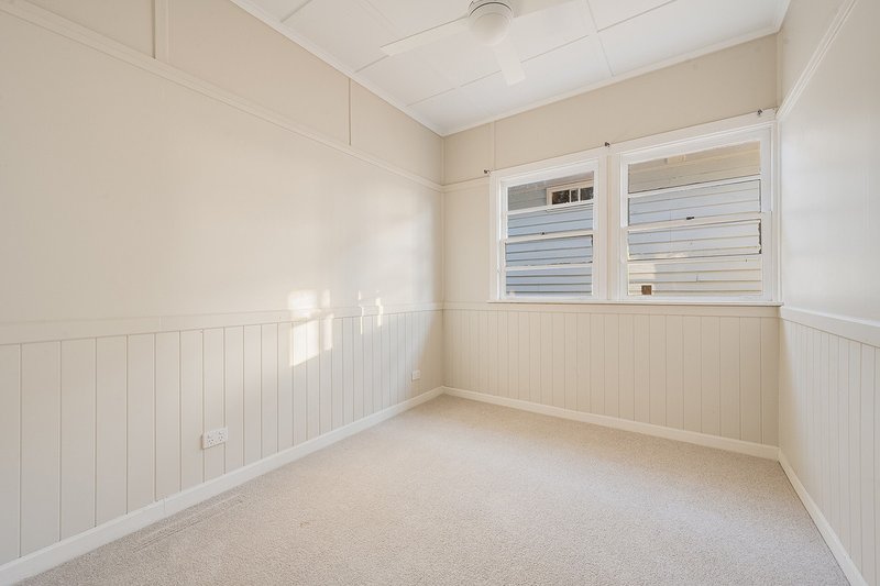 Photo - 16 Macansh Street, Zillmere QLD 4034 - Image 9