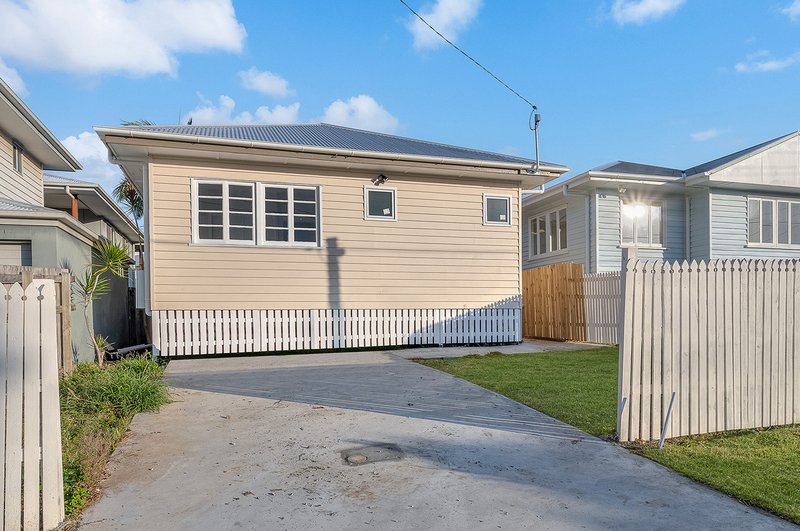 Photo - 16 Macansh Street, Zillmere QLD 4034 - Image 10