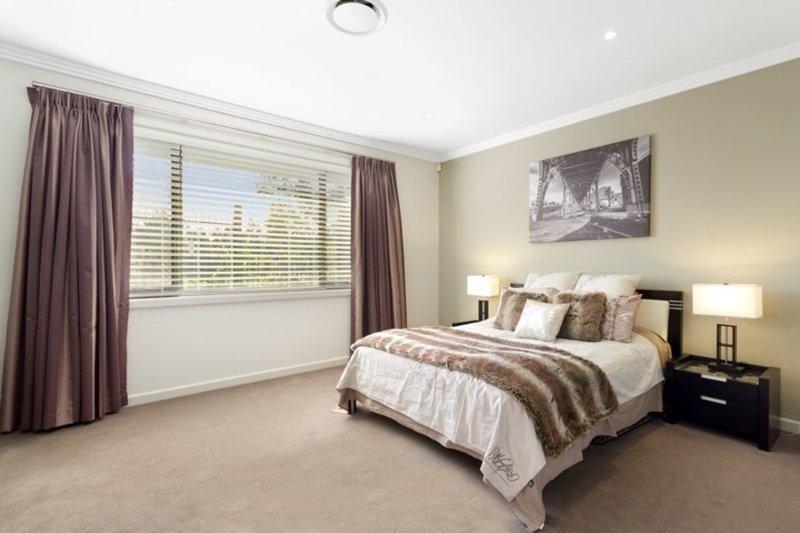 Photo - 16 Macarthur Ridge Way, Bella Vista NSW 2153 - Image 4