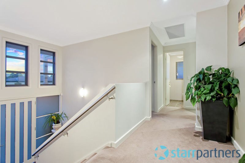 Photo - 16 Macarthur Ridge Way, Bella Vista NSW 2153 - Image 7