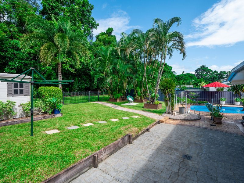 Photo - 16 Mackey Close, Brinsmead QLD 4870 - Image 13