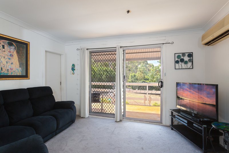 Photo - 16 Macquarie Street, Arcadia Vale NSW 2283 - Image 2