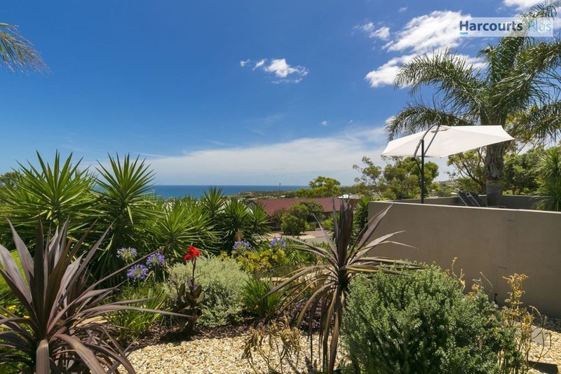 Photo - 16 Madeline Crescent, Hallett Cove SA 5158 - Image 18