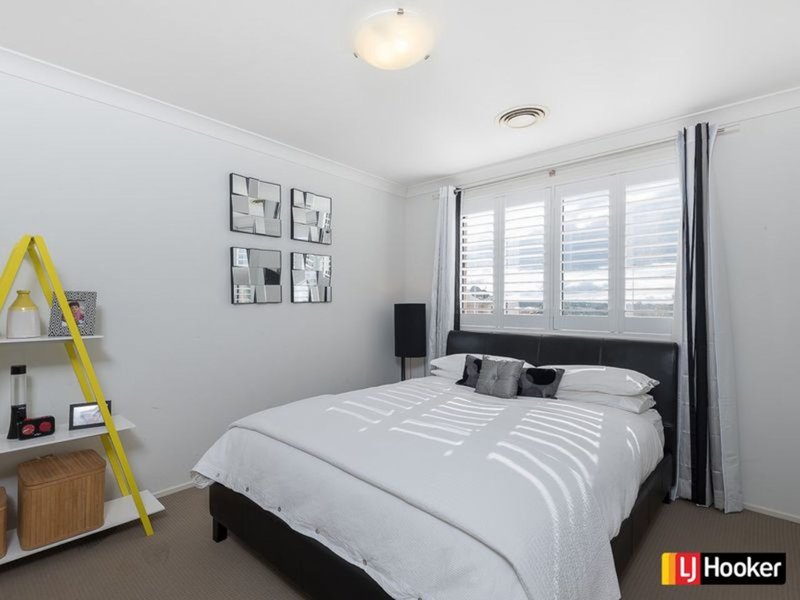 Photo - 16 Magento Place, Prestons NSW 2170 - Image 8