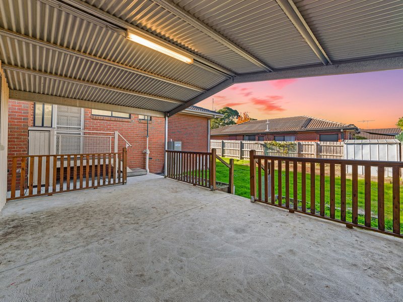 Photo - 16 Mahogany Avenue, Berwick VIC 3806 - Image 28