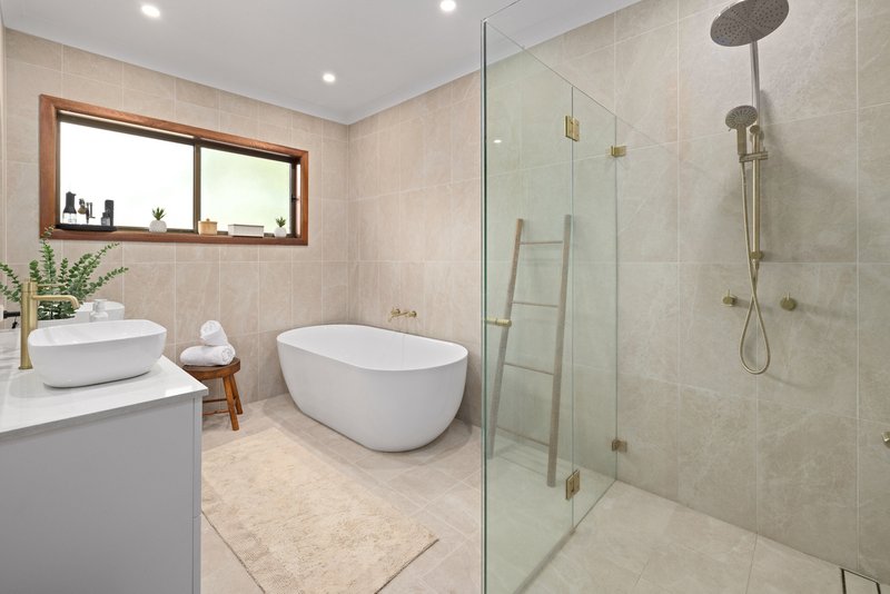 Photo - 16 Maiden Avenue, Taree NSW 2430 - Image 3