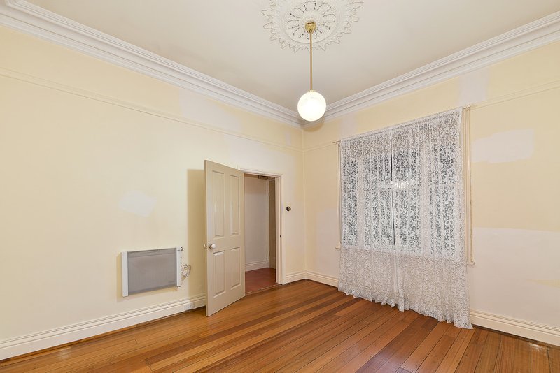 Photo - 16 Main Street, Coburg VIC 3058 - Image 3