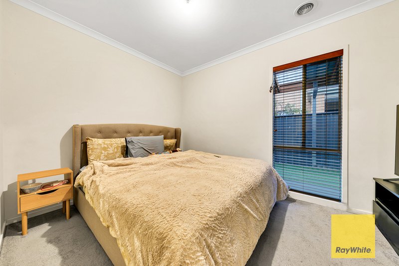 Photo - 16 Mainview Boulevard, Truganina VIC 3029 - Image 12