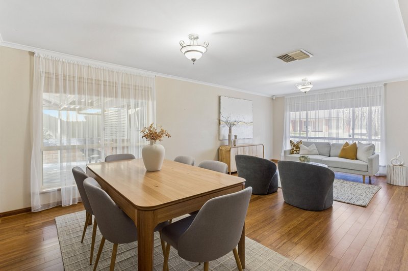 Photo - 16 Mander Crescent, Craigmore SA 5114 - Image 4