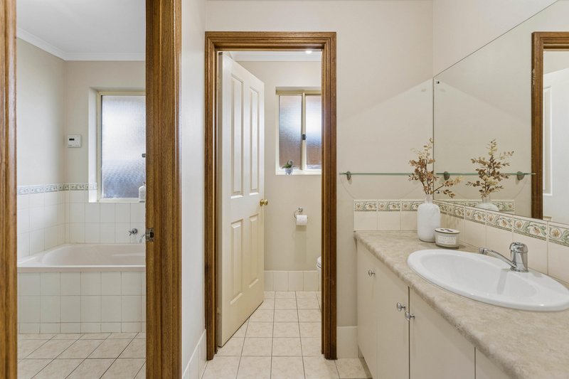Photo - 16 Mander Crescent, Craigmore SA 5114 - Image 13